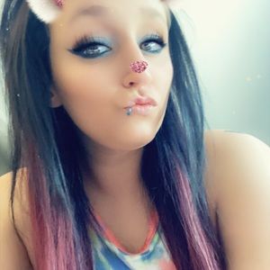 Meet your Posher, Alexandra